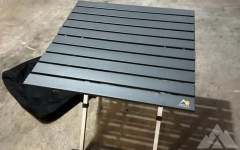 GCI Outdoor Compact Camp Table 25 camping + case
