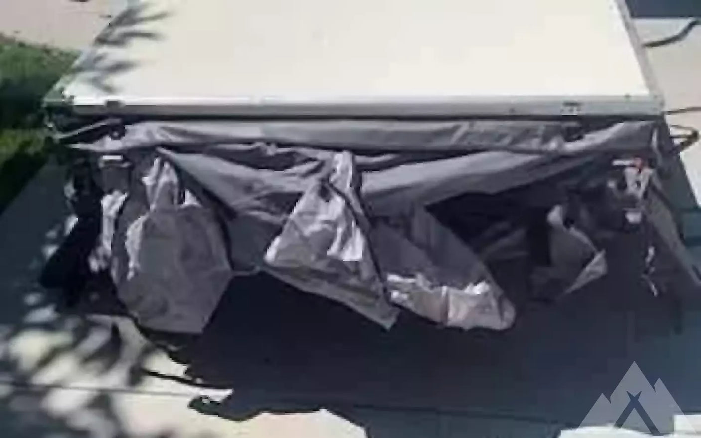 Gen2XL Smittybilt Overlander RTT with frame — used rooftop tents for sale (photo 5)
