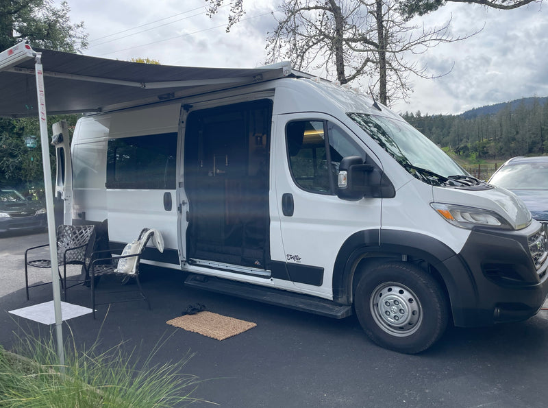 WanderNest — Seats 3, Luxury, Fully loaded. Ready for adventure — photo 7