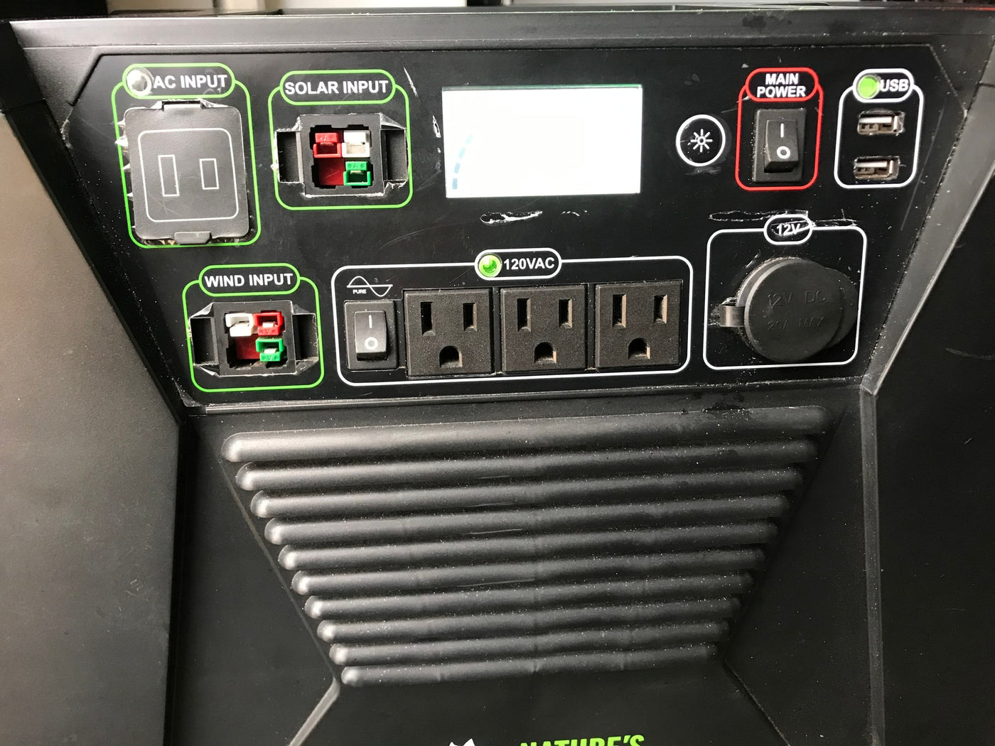 Portable power station, ideal for RV rental. View of control panel with AC/solar/wind inputs, 120VAC, USB, 12V DC outputs. — photo 13