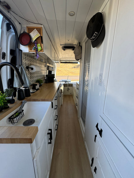 Custom Build Luxury Off-Grid Apartment on Wheels (Dog Friendly)