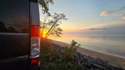 2024 Airstream Rangeline Poptop w/shower & regular toilet (Aspen) — photo 5