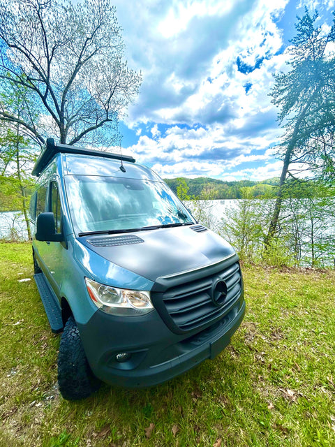 Storyteller Overland Stealth Mode 4x4 from VanGo Adventures — photo 4
