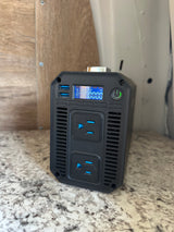 RV rental ready: Portable power station with 115V AC and USB ports for travel. Digital display shows 13.6V in, 115V out.
