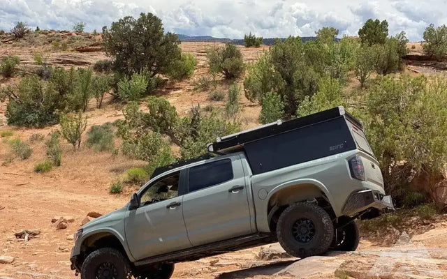 GoFast Camper with awning,roof rack and solar! — photo 3