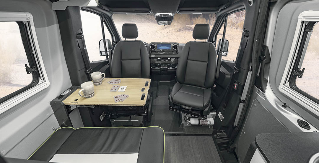  revealing the cockpit — photo 2