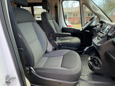 Family Adventure Van I Seats 4 I Sleeps 4 I Heated I 2021 Winnebago Solis