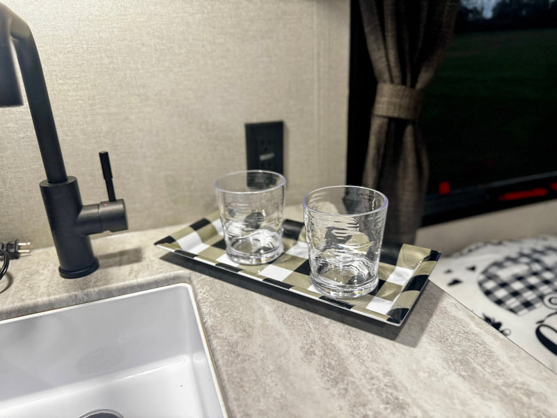  ready for camping.|A Catalina travel trailer RV rental — photo 9