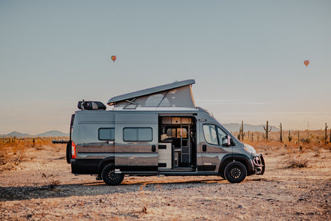 NorthStar-The Ultimate/ Fully Loaded Winnebago Solis 59PX — photo 3