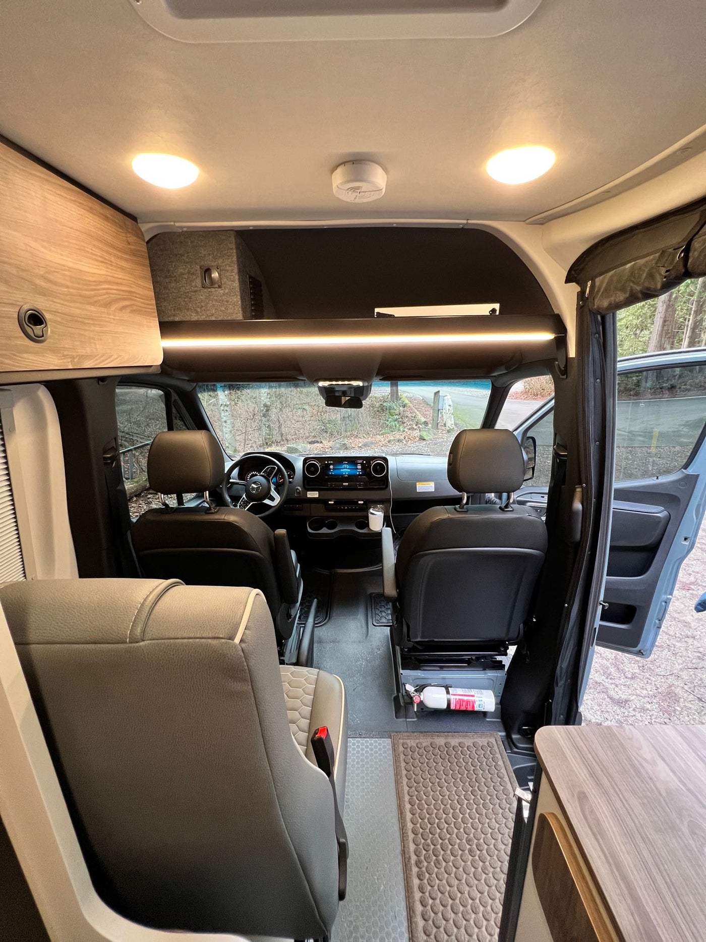  equipped for adventure with roof rack — photo 7