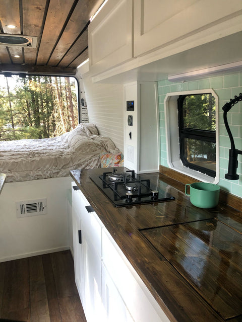 Yosemite Bessie the Promaster w/ 900W Solar overland rental