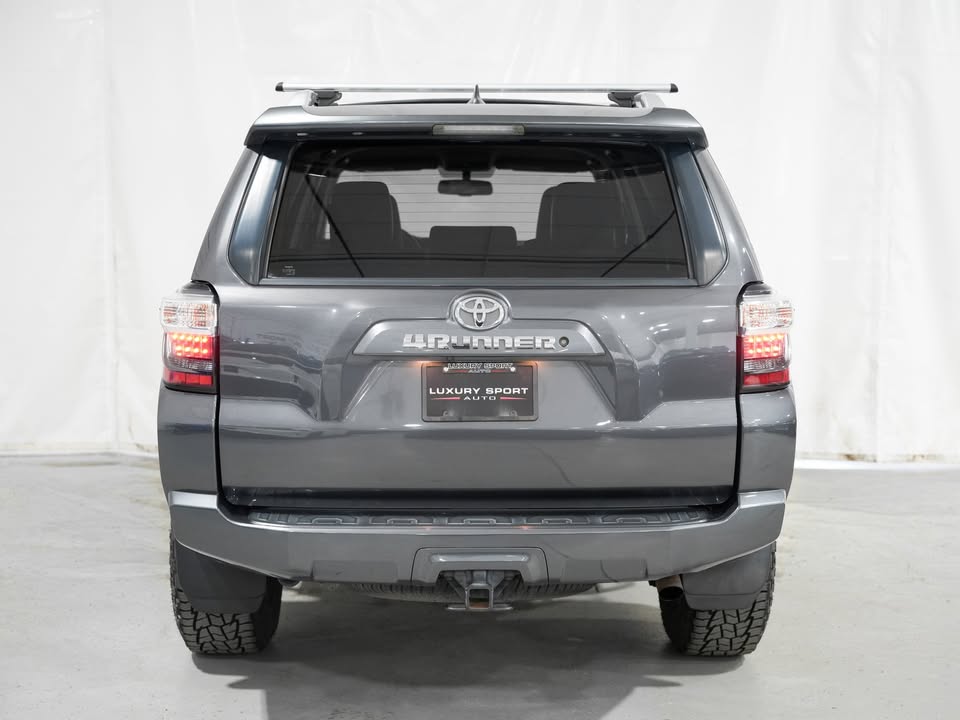 2017 Toyota 4Runner SR5 Premium in Portland, OR (photo 6) — photo 6