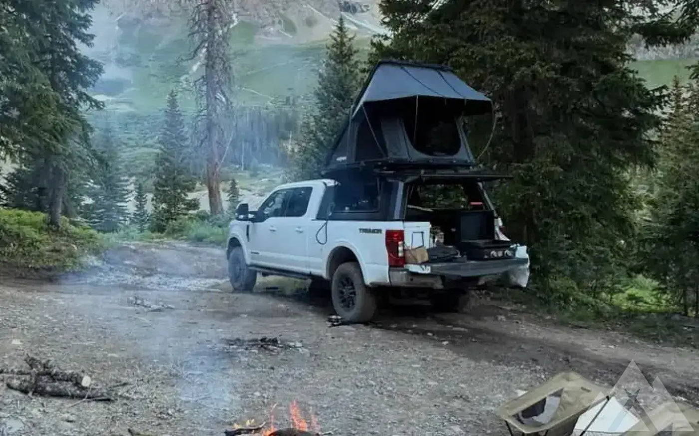 Hard Shell Rooftop Tent – WildFinder — used rooftop tents for sale (photo 4) — photo 4