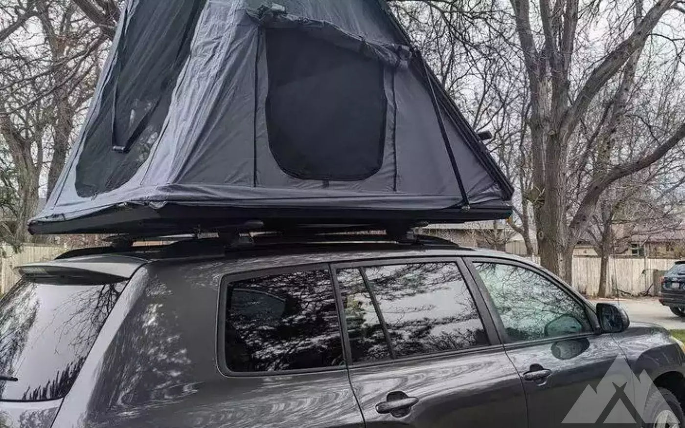 Hardtop/Wedge Rooftop tent — used rooftop tents for sale — photo 1