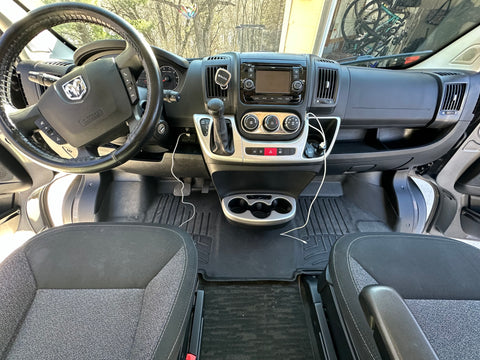 The Let’s Go!          Winnebago Travato — photo 2