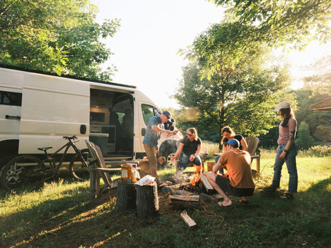 Top Notch Vans - Tela - Seats and Sleeps 2! overland rental