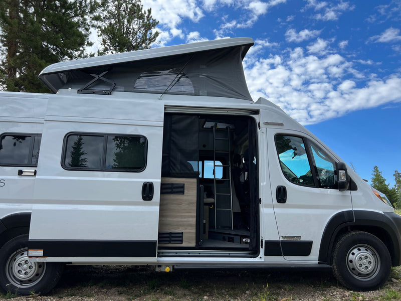  parked outdoors.|White Winnebago Solis — photo 4
