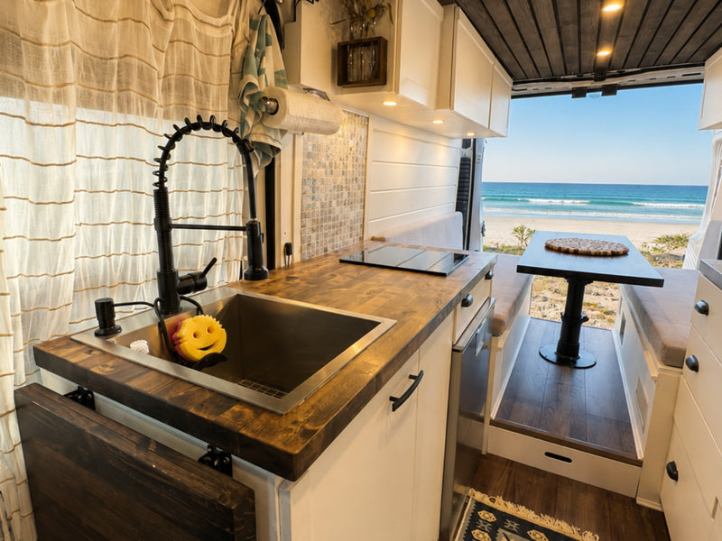  dining nook with benches — photo 4