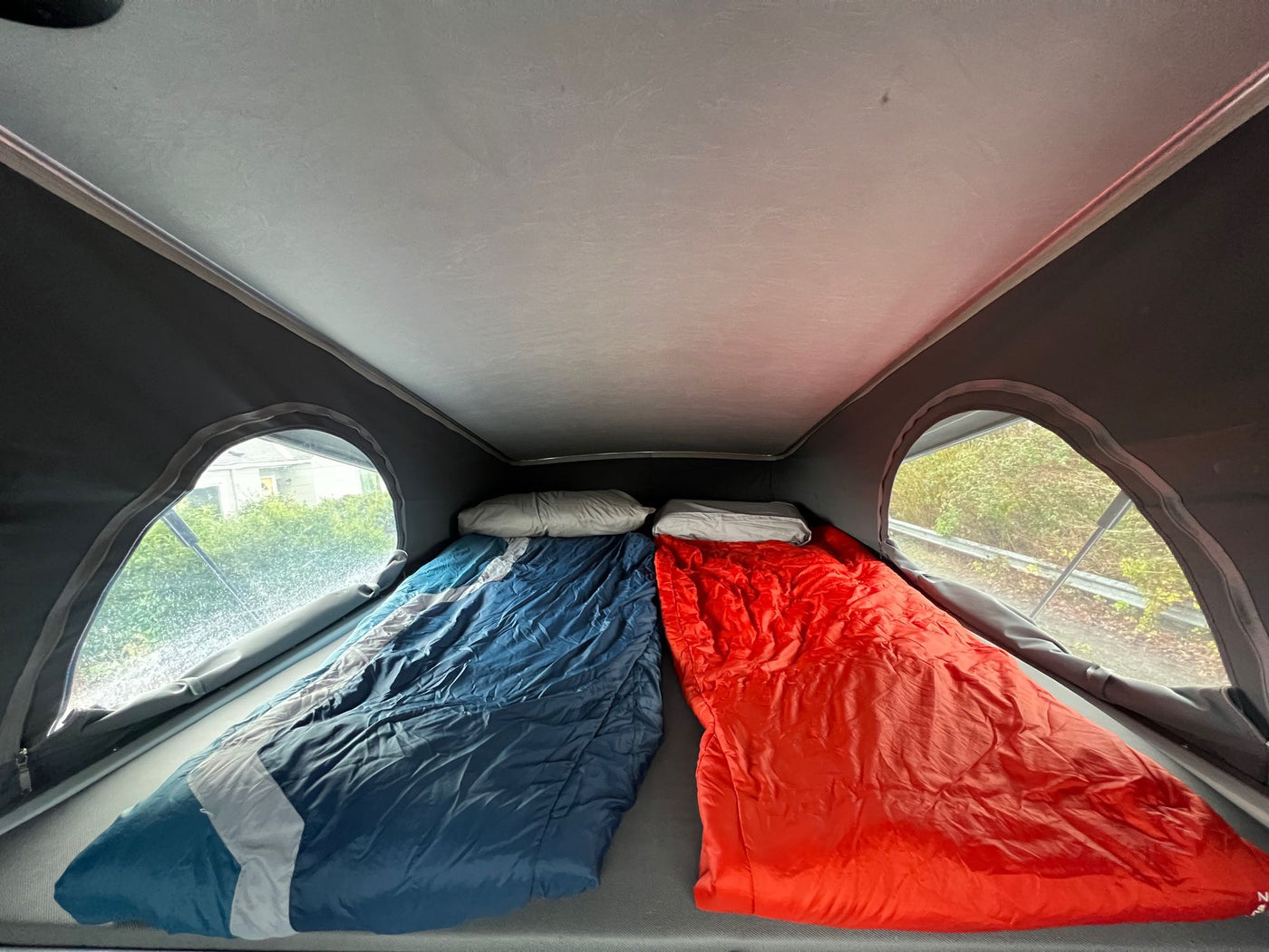  showing driver/passenger seats — photo 9