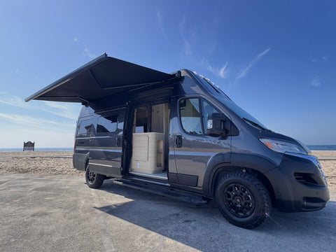 "Cooper" | 2026 Noovo Plus - Heat/AC, Shower, Sleeps 4 overland rental