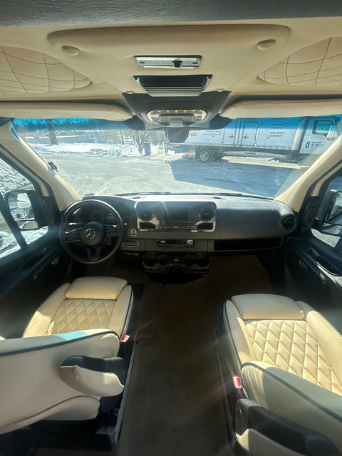 Primetime Luxury Cruiser — photo 4