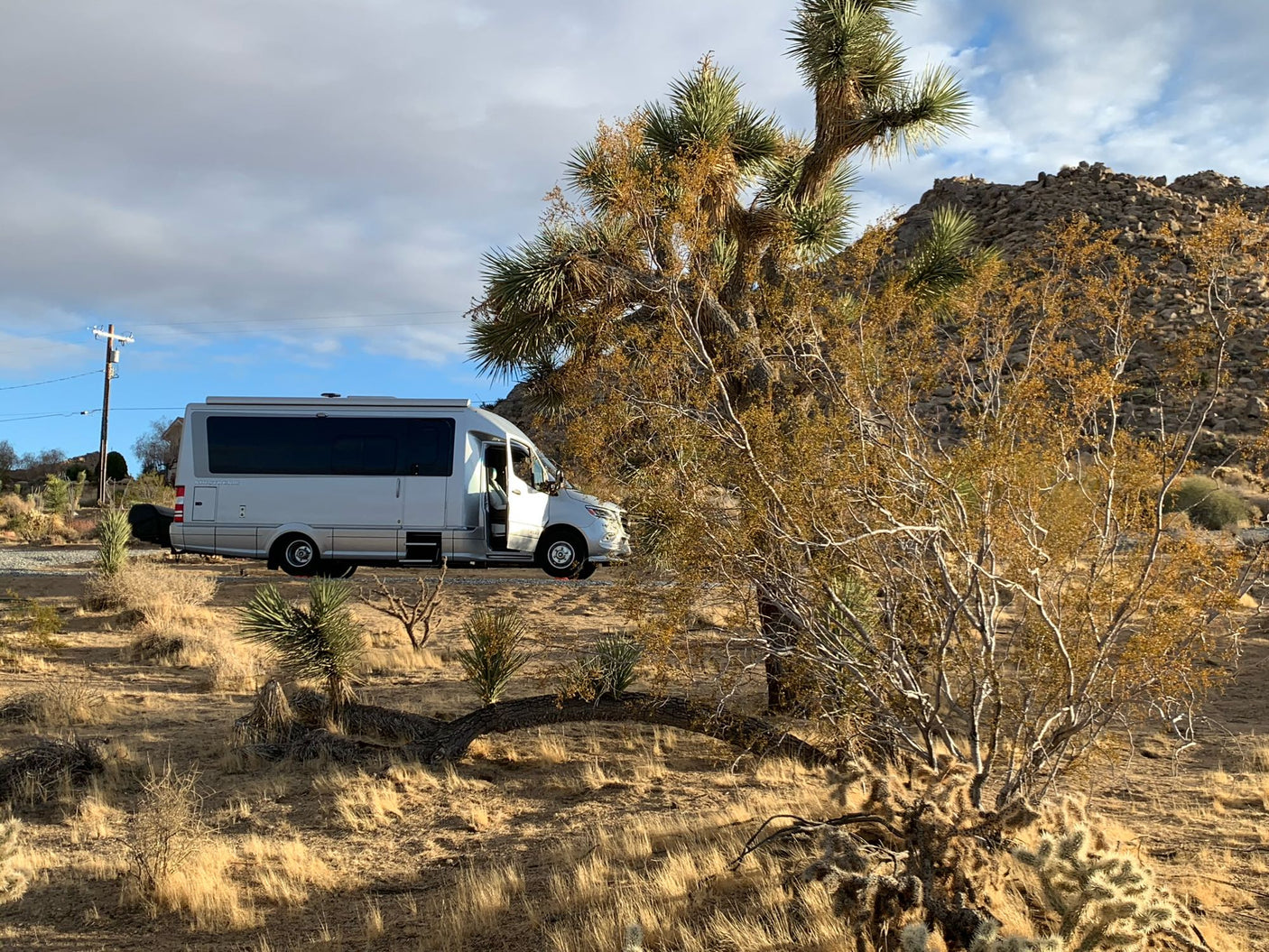 ‘California Sunshine' 2021 Airstream Atlas