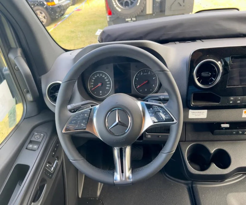 2026 Storyteller Overland CREW MODE CREW-AWD 0 Miles in Phoenix, AZ (photo 4) — photo 4