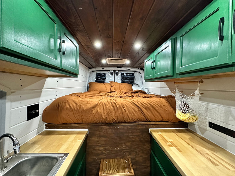  green cabinets — photo 8