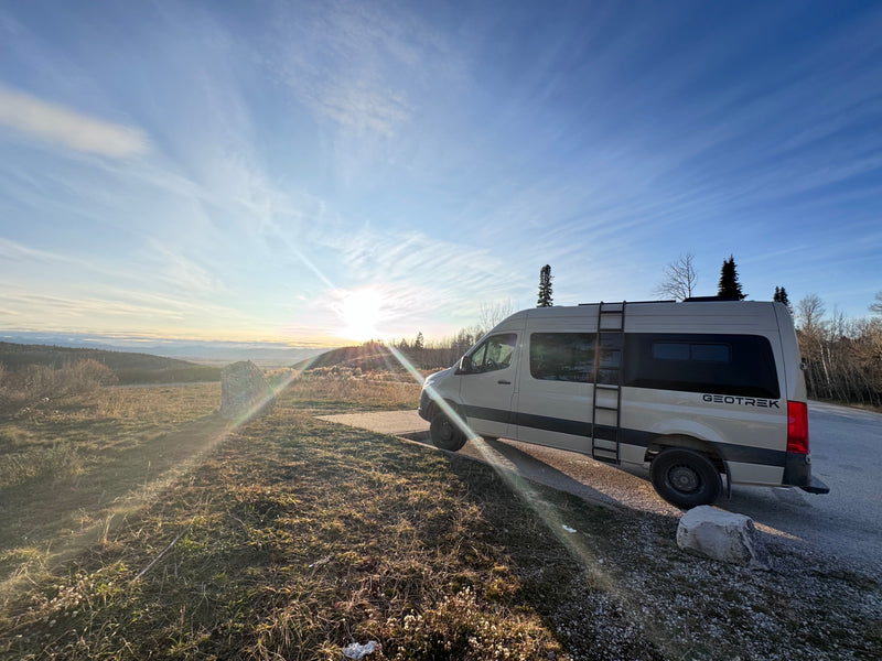 2025 Geotrek Albatross AWD Mercedes Sprinter Camper Van — photo 7