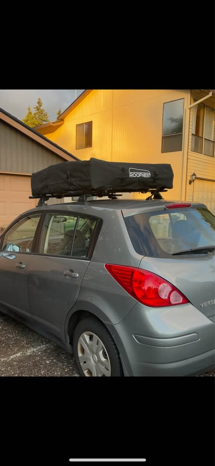 Almost Brand-New Roofnest Meadowlark Rooftop Tent in Tualatin, OR (photo 4) — photo 4