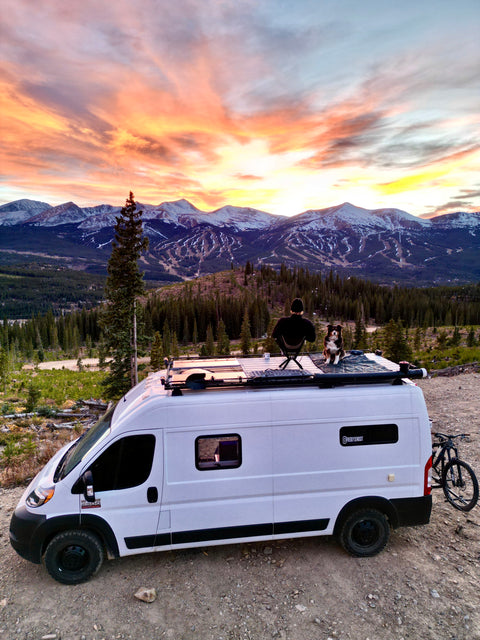 Freddysendsit 2021 camper van! overland rental