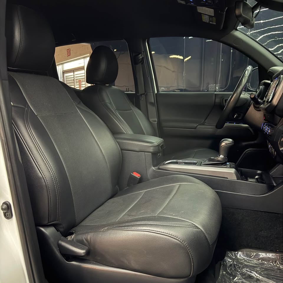 2019 Toyota Tacoma Double Cab · TRD Off-Road Pickup 4D 5 ft in Phoenix, AZ (photo 11)