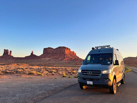 2022 Thor Tranquility Mercedes Benz sprinter 4x4 overland rental