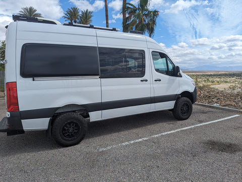 4x4 Sprinter Ultimate Adventure Van! — photo 2