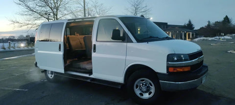 2016 10 Passenger Van - Chevy Express - Road-trip in comfort! — photo 3