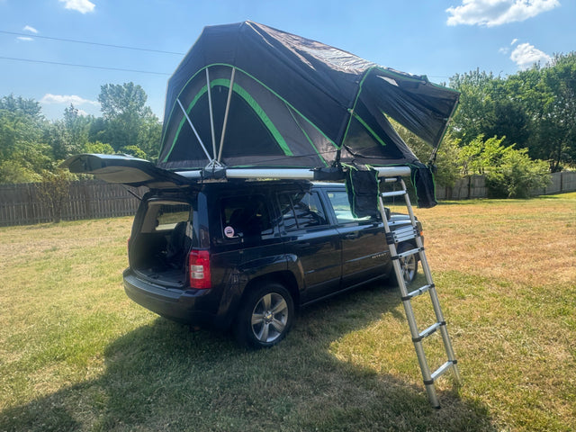 2016 Jeep Patriot with Fold out Roof Tent — photo 3