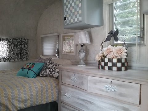 1959 Vintage Trailers Aloha     "Charlotte Rose" overland rental