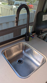 Airsteam Insterstate 24x - Luxury Off the Grid Van