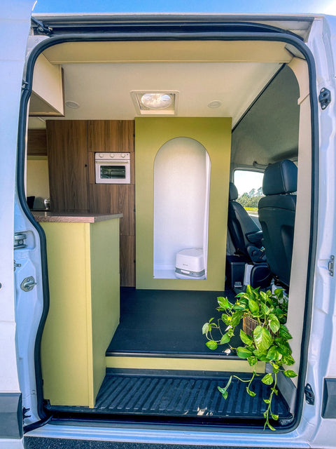 Sprinter campervan delivery to Disneyworld ft wildernesses resort — photo 2