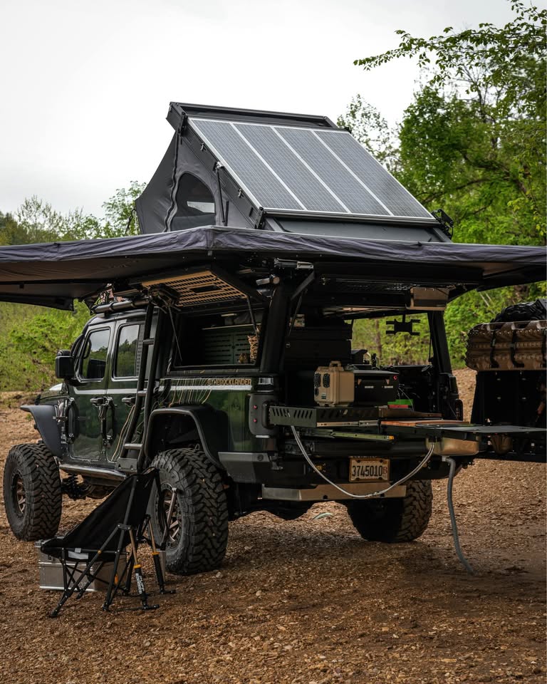 2020 Jeep Gladiator · Overland Pickup 4D 5 ft in McHenry, IL (photo 3) — photo 3