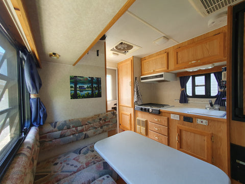 2004 Northstar Truck Camper & 2017 RAM pickup — photo 5