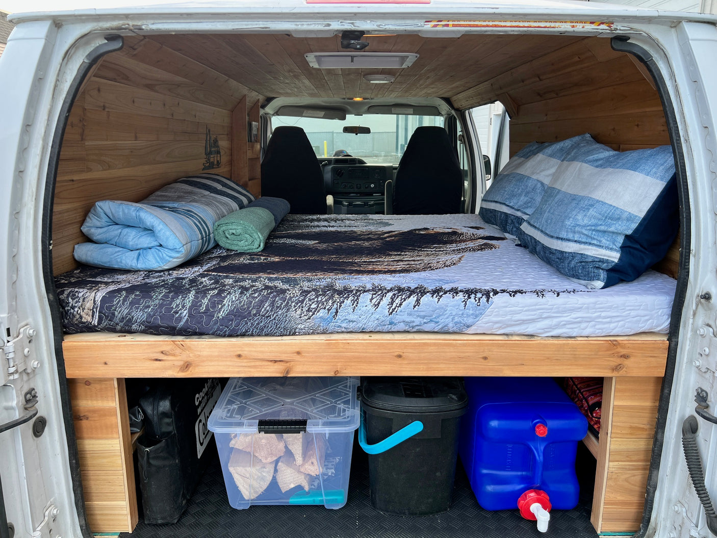 Badass Adventure Vans "Hendrix" - Free Airport Delivery - Unlimited Miles