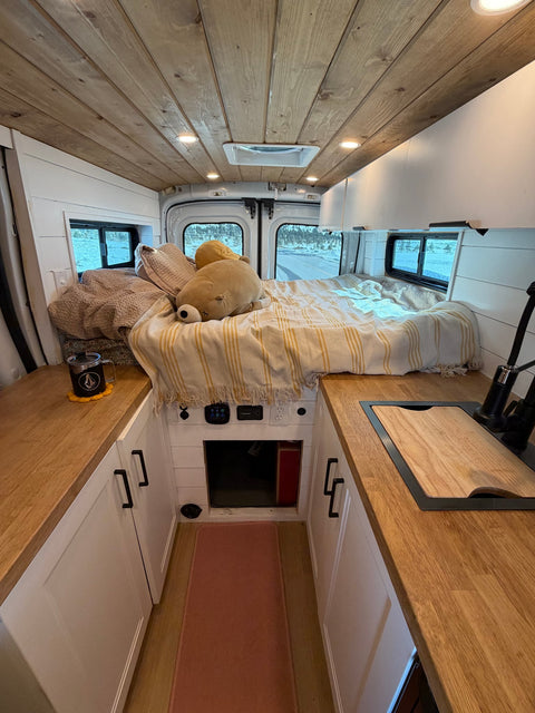Cozy Surf Cottage / Adventure Vessel overland rental