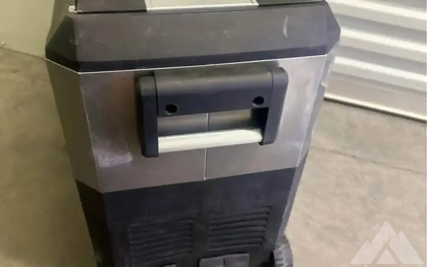 ICECO JP Pro Series 40/50L Wheeled Port Freezer — used coolers & fridges for sale (photo 4) — photo 4