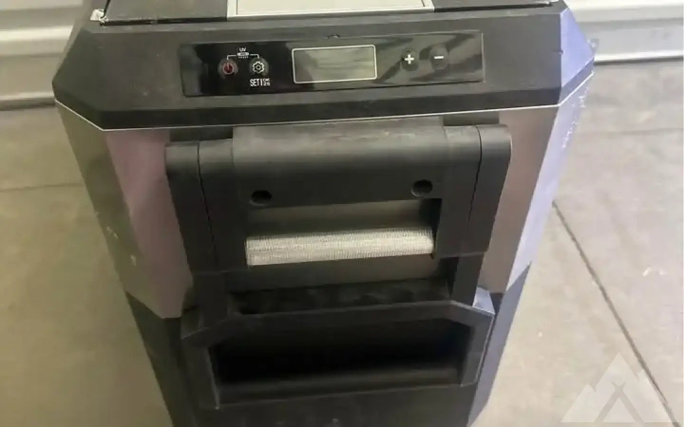 ICECO JP Pro Series 40/50L Wheeled Port Freezer — used coolers & fridges for sale (photo 2) — photo 2