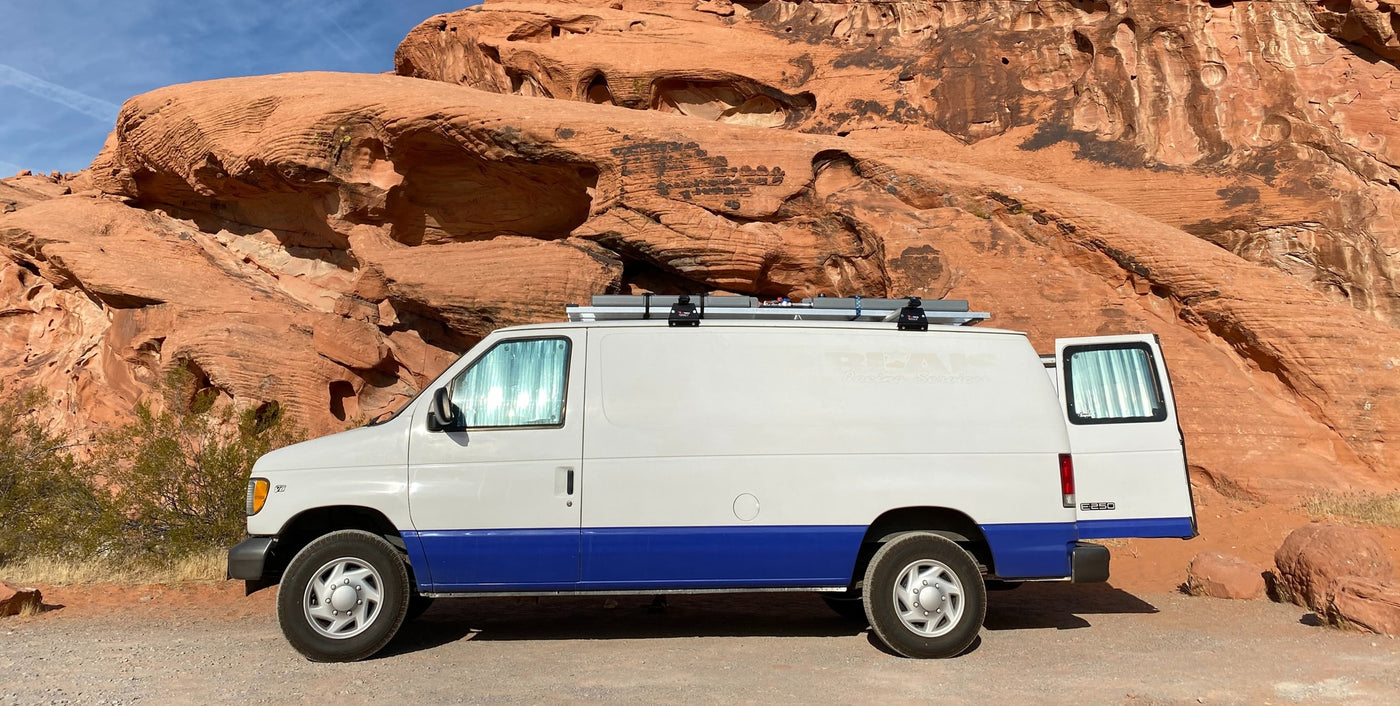  perfect for your RV rental trip! Features a table — photo 25