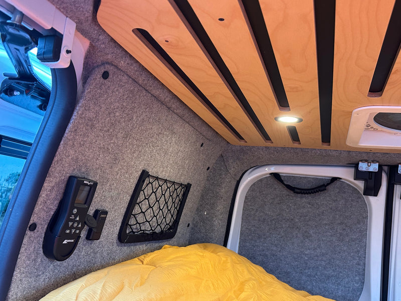 Transit Connect Micro Camper- Easy to drive, fully equipped! — photo 7