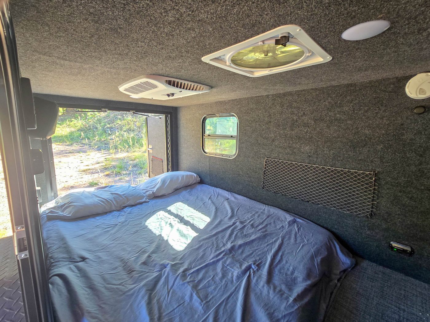 2024 InTech Flyer Pursue – Off-Grid Adventure Trailer — photo 11