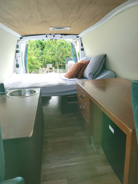 Daisy- The Happy Camper Van — photo 2