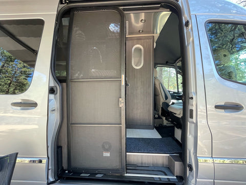 2021 Airstream Interstate 19 4x4 — photo 5